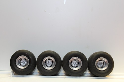 #ad W 73 1 25 scale resin model car dirt track tires $19.99