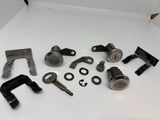 78 80 96 Ford Bronco Tailgate Lock Switch Paddle Paddle Pivots Wkey Cylinder