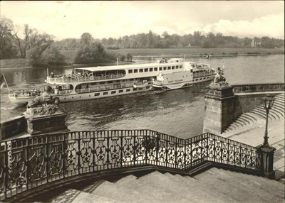 Schiffe Ships Navires MS Ernst Thälmann Dresden Pillnitz 