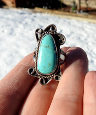 Native American Navajo Turquoise .925 Sterling Silver Size 8 1/2 Ring 7.4 Grams
