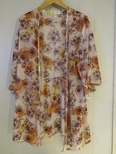 Kimono Style Cover Up In A Floral Design One Size Fits