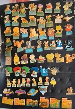 Disney Lot de pins métal personnages divers, plus de 40 pièces