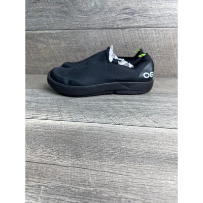 Oofos OOmg EeZee Low Womens US 9 Comfort Shoes Black White Arch Support Sneakers