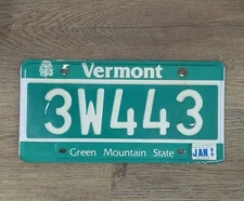Vtg. License Plate Vermont Green Mountain State Maple Tree  #3W443 Expired 