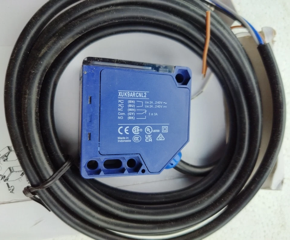 New. Photoelectric Proximity Switch XUK9ARCNL2 - Image 3 of 4