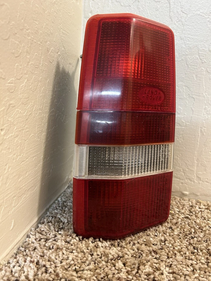 Conjunto de luz trasera izquierda izquierda conductor Land Rover Discovery 1996-1998 OEM Foto 2 de 4