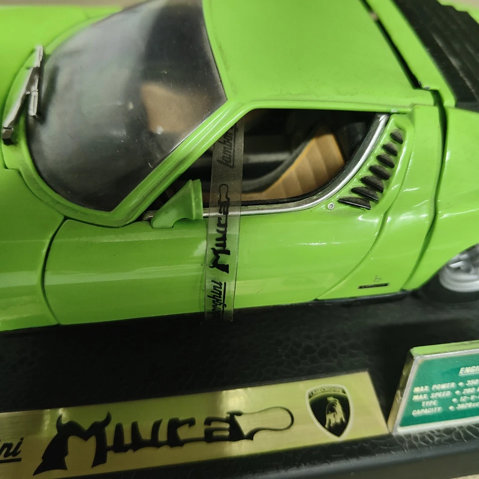 Modellino Lamborghini Miura 1/18 - Immagine 3 di 4
