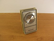 Honeywell 240V Electric Heat Thermostat Wall 240 Volt Baseboard Heating 220 220V