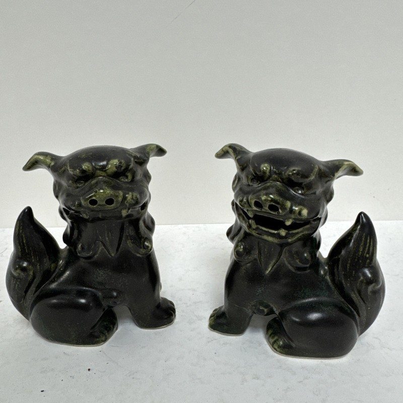 Set of 2 Vintage Chinese Green Foo Dogs (Guardian Lions) Ceramic Figurines