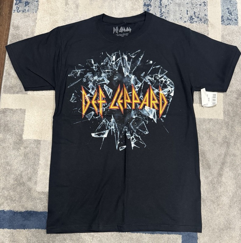 Def Leppard Black T-shirt Small NTW broken shattered glass