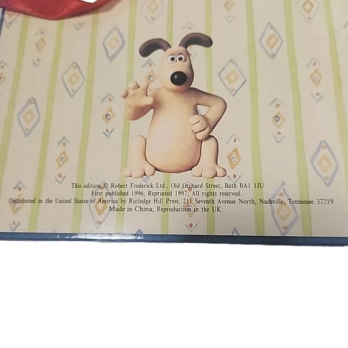 Wallace & Gromit Photograph Album Rutledge Hill Press Never Used 11.5" X 8" - Picture 8 of 10