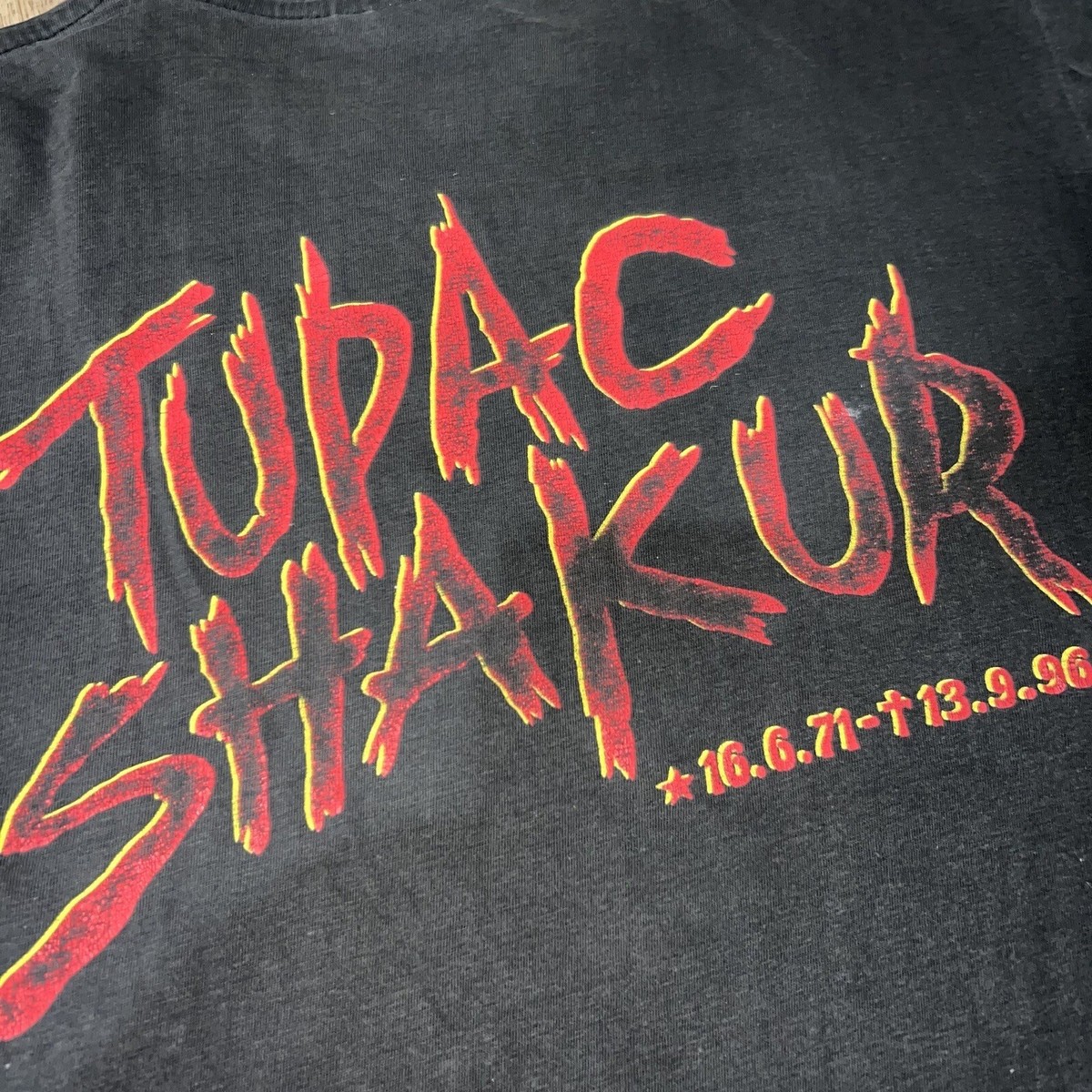 Vintage 90s Tupac Shakur 2Pac Memorial Rap Tee Shirt Hip Hop