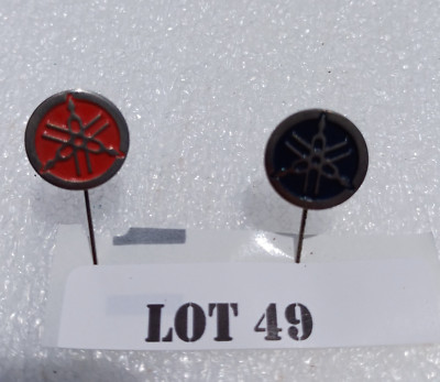 Vintage Pin YAMAHA Motor Japan Company Logo Round Pin 2/1 LOT 49