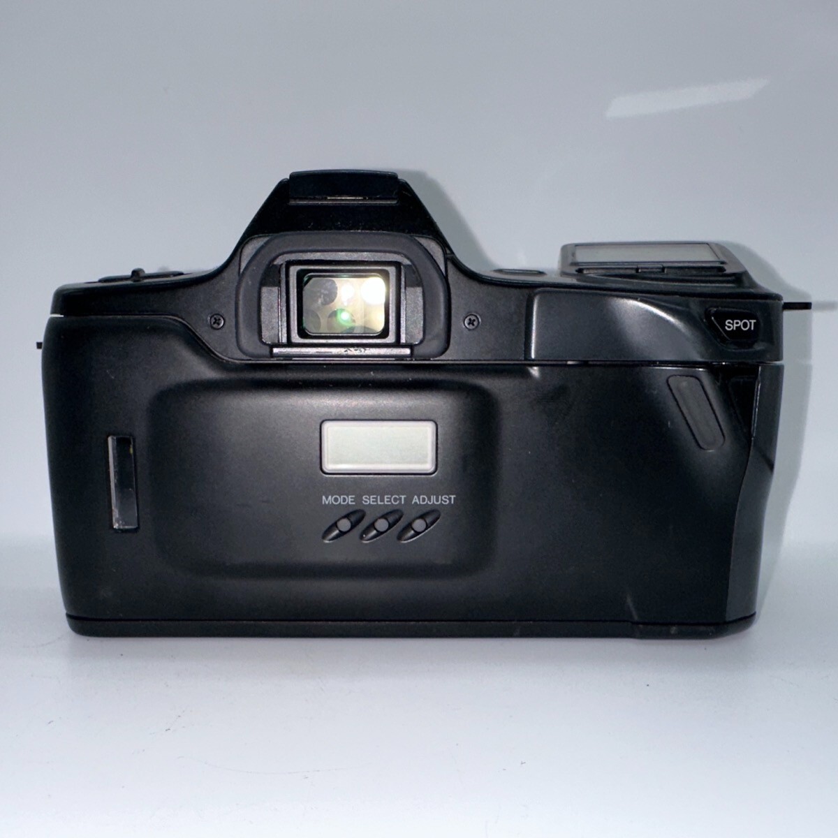 Minolta α7700i AF 35mm SLR Film Camera Minolta 100-300mm 1