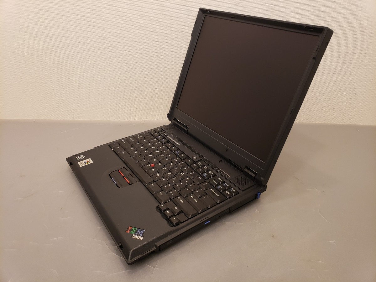 Vintage IBM Thinkpad A22m Laptop PIII 1.0GHz 256MB 60GB Win2000