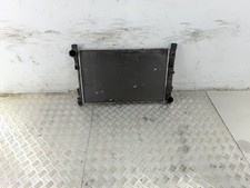 Radiateur Mercedes 209