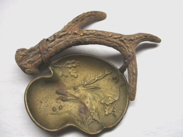 Elk Design & Antler Handle Ranch Lodge Style Decor Ashtray Dresser Trinket Tray