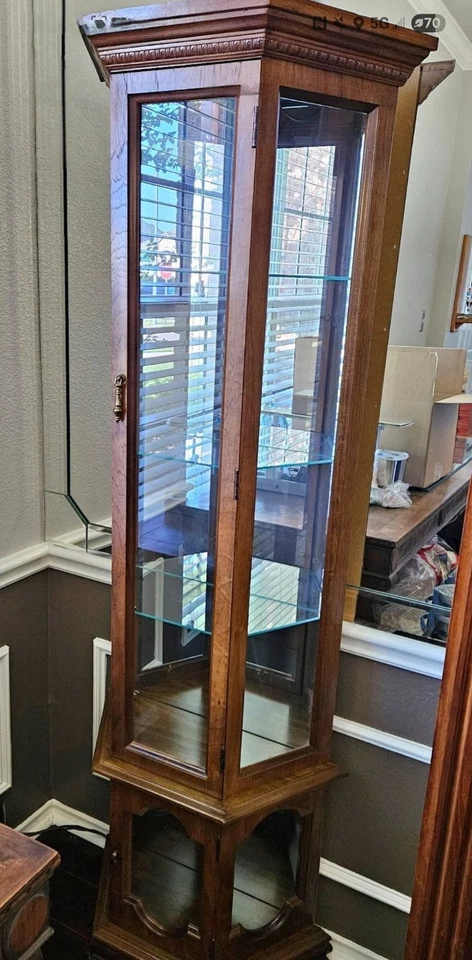 Hermoso gabinete de curiosidades de vidrio Pulaski excelente estado vintage  Foto 3 de 4