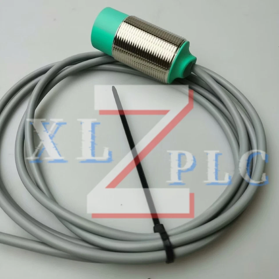 1PCS New PEPPERL+FUCHS NBN15-30GM60-I3-5M Proximity Sensor In Box* - Image 2 of 3