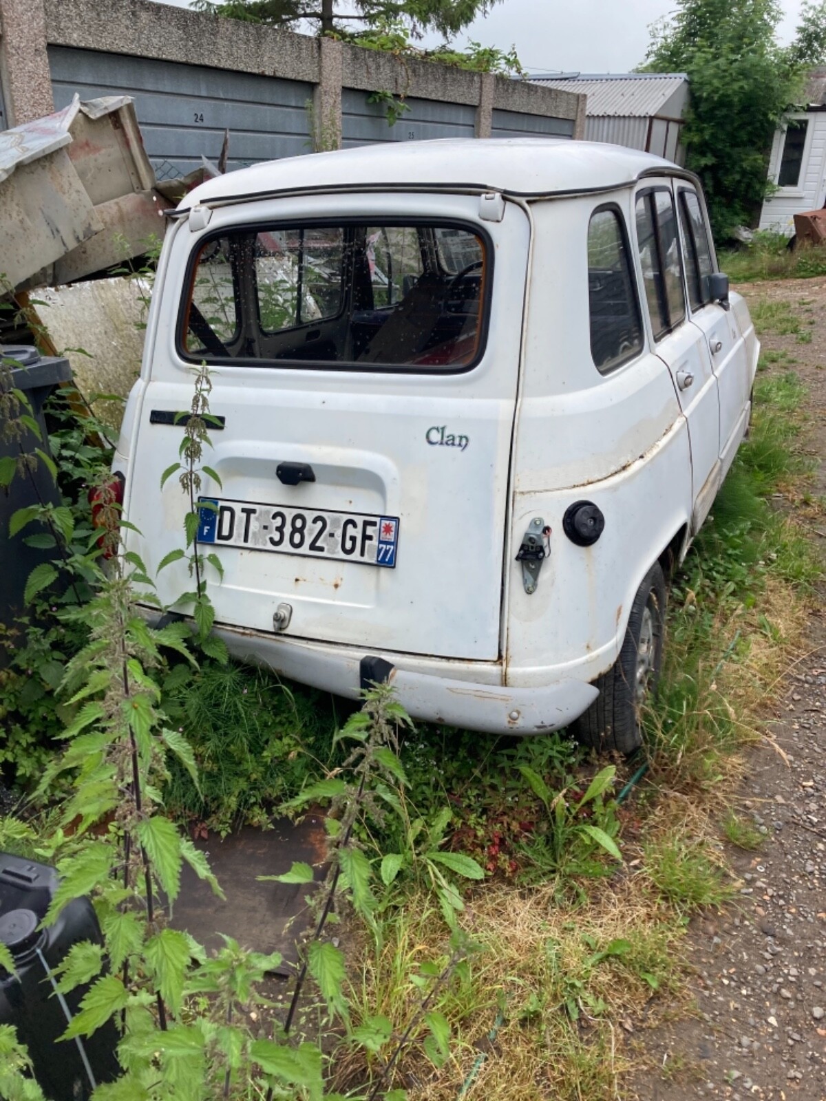 Image 11 - Renault 4 GTL Clan 1990