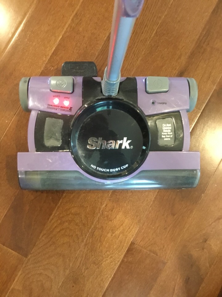 Shark 13” Rechargeable Floor & Carpet Sweeper V2950 ULTRALIGHT battery
