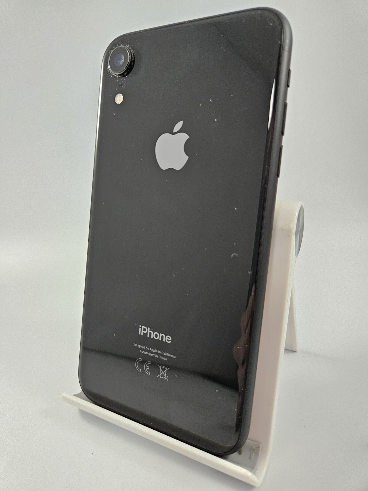 Apple iPhone XR Black Unlocked 64GB 6.1" 12MP 3GB IOS Smartphone
