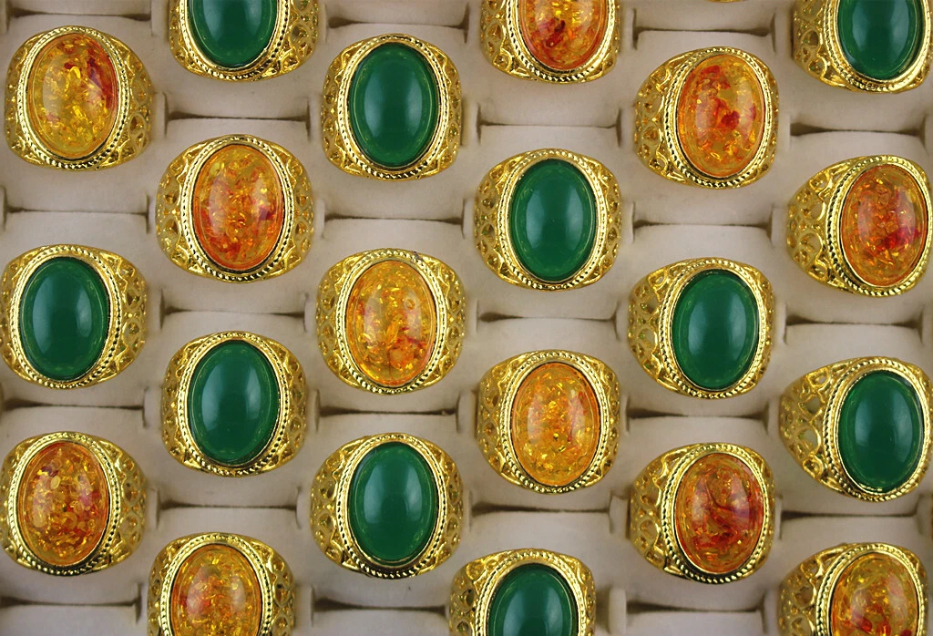 Wholesale Lots 35pcs Classic Yellow Green Resin Jewelry Unisex