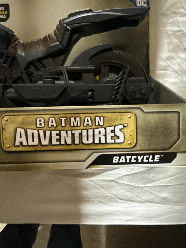 DC Comics Batman Batcycle, Transforming 2-in-1 Batcycle & Batglider Vehicle - Image 3 of 4