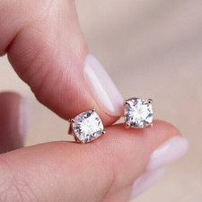 5mm Cushion Cut Simulated Diamond Women's Gift Solitaire Stud Earring 925 Silver
