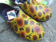 New Crocs Neria Pro II Graphic Clog Men's 5 Women's 7 Multicolor Sunflowers