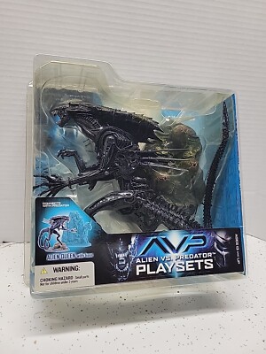 ALIEN VS PREDATOR: ALIEN QUEEN PLAY SETS DELUXE ACTION FIGURE AVP NEW SEALED 1C