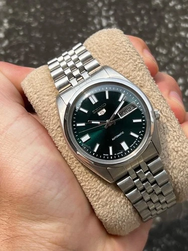 Vintage seiko 5 7009 Automatic Mens