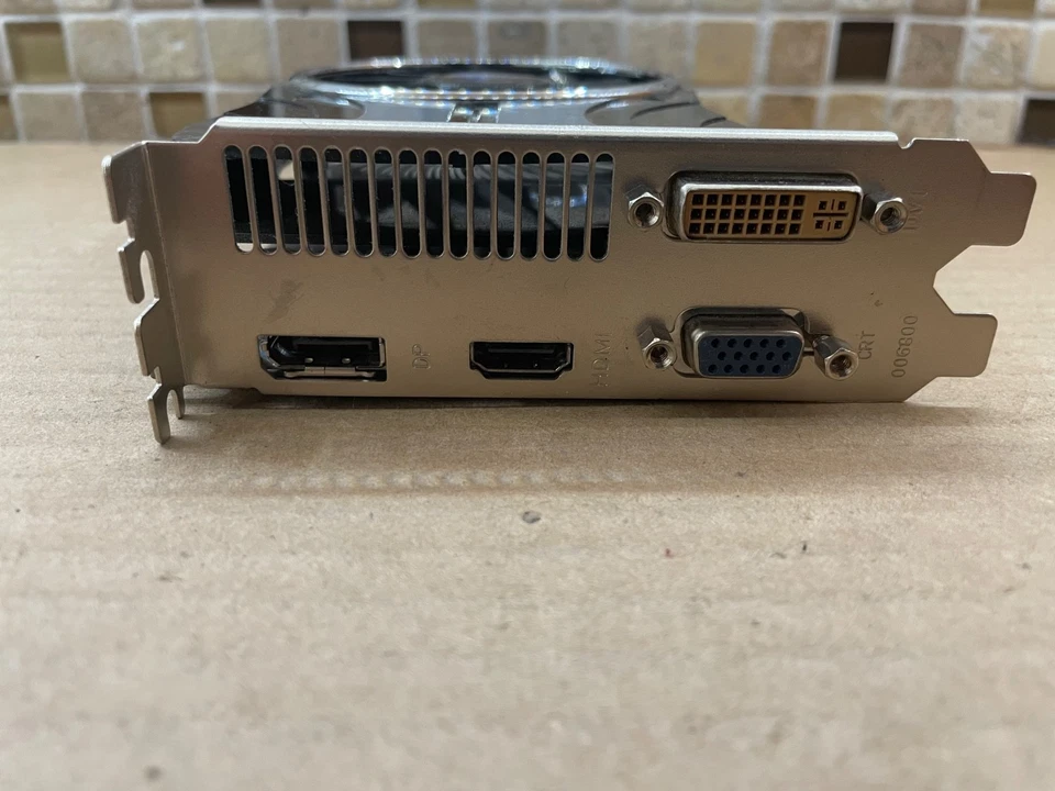 Sapphire Vapor-X ATI AMD Radeon HD4890 1GB GDDR5 PCIe x16 288-1E115-020SA - Image 4 of 4