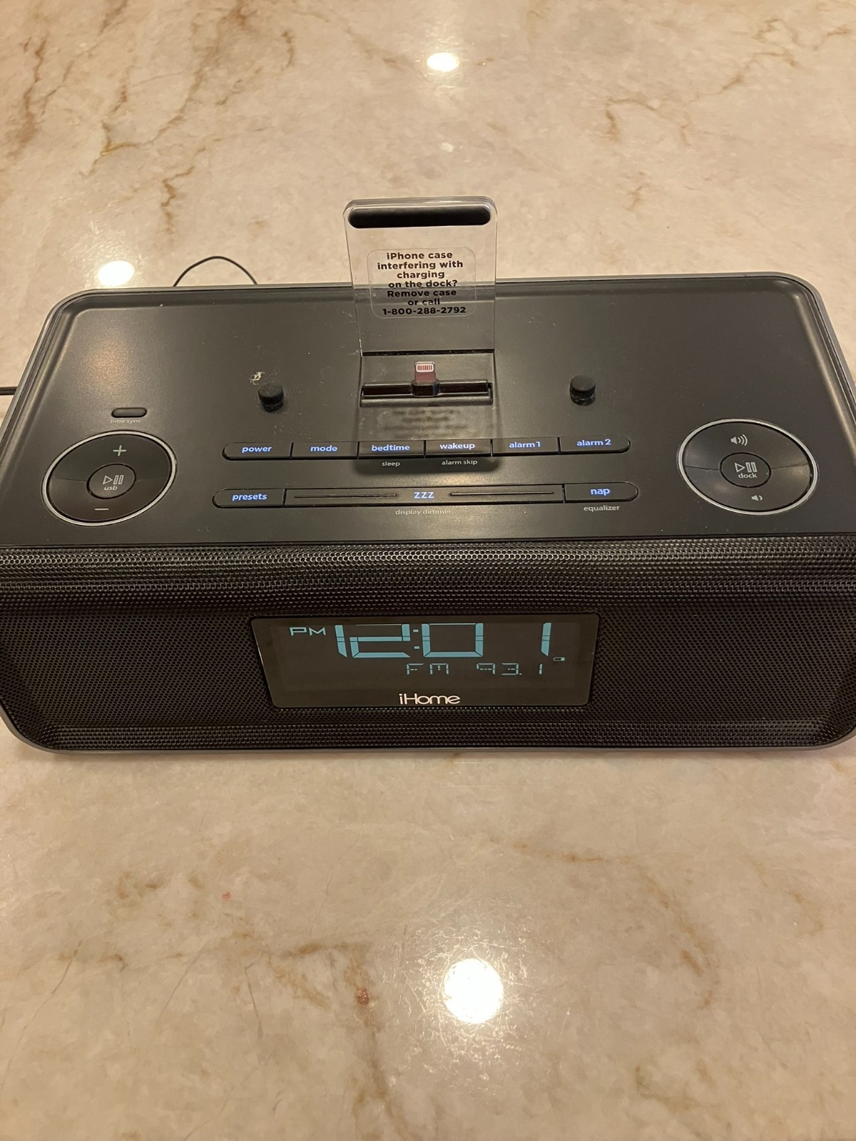 iHome IDL43W Dual Charging Stereo FM Clock Radio With Lightning Dock and USB