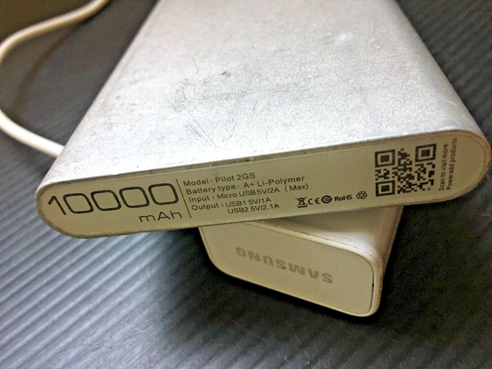 PowerAdd Pilot 2GS 10000mAh Power Bank + Samsung Power Adapter(EP-TA12JWE)