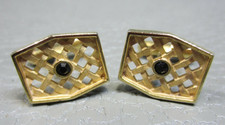 Contemporary Reticulated Lattice Work Onyx Center Yellow Gold Plated Cuff Links