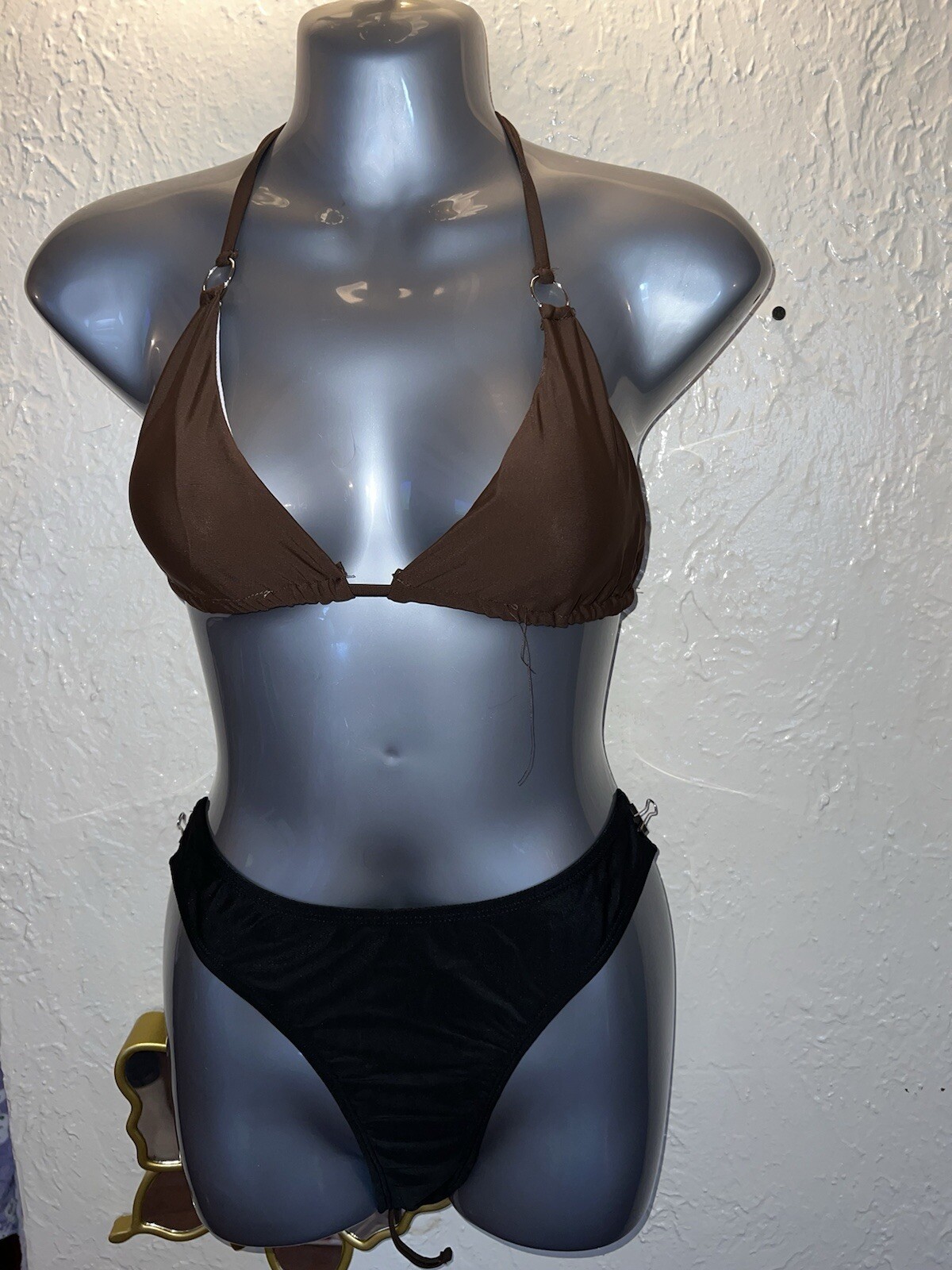 Picture 1 of 2