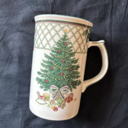 Mikasa Heritage Christmas Story Cappuccino Coffee Tea Cup Mug New In Box NIB