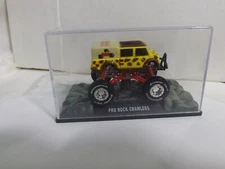 Toy Zone Pro Rock Crawler "Safari Tracker" With Display Case