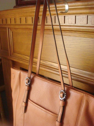 NUOVA CON ETICHETTE ~ TOTE AIMEE KESTENBERG MEDINA ~ PELLE MARRONE CHIARO MORBIDA CIOTTOLATA TRAPUNTATA DAVANTI ~ $ 228 - Foto 6 di 12