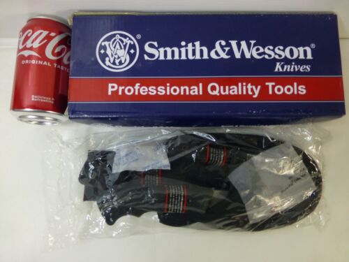 Large Smith & Wesson Camper's Knife Combo set of 3 Blade Length 3" - 5.5" NIB