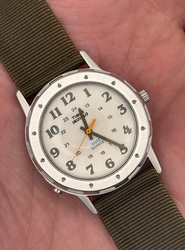 1994 Vintage Timex Men's Quartz Watch w/New, Old Stock Camper/Military Band!