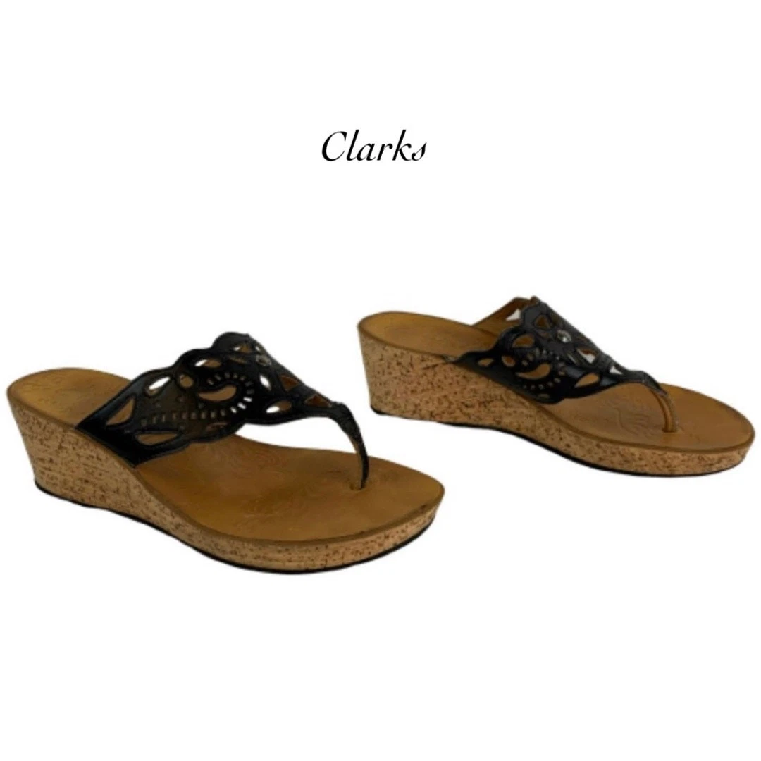 Sandali Clarks neri con taglio e tanga taglia 9