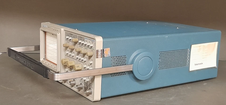 TEKTRONIX 2430 DIGITAL OSCILLOSCOPE - LINDARS RADIOS - Image 2 of 4