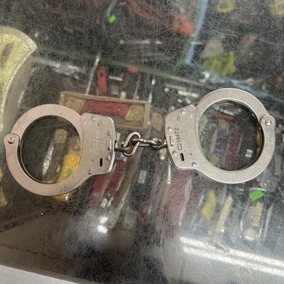 Vintage Smith & Wesson M100-1 Handcuffs USA *NO KEY* | eBay