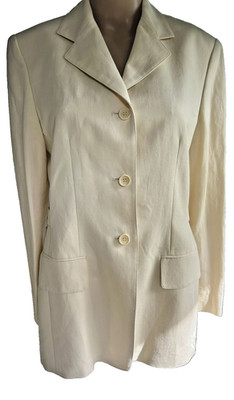 Emanual Ungaro cream women's Suit jacket. NWT Size 4/38