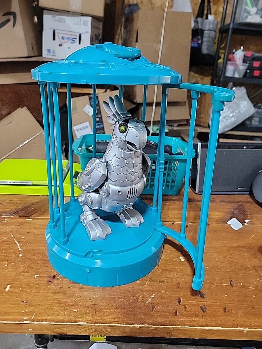 Robot Flying Parrot Toy Vintage Polly The Tekno Parrot Interactive