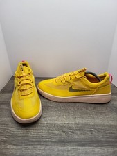 Nike‎ SB Nyjah Free 2Pollen / Black-Pink BlastMen\'s Size 7.5Women 9 CU9220-700 Nike Nyjah Free 2 SB Neon for Sale | Authenticity Guaranteed  main image 3