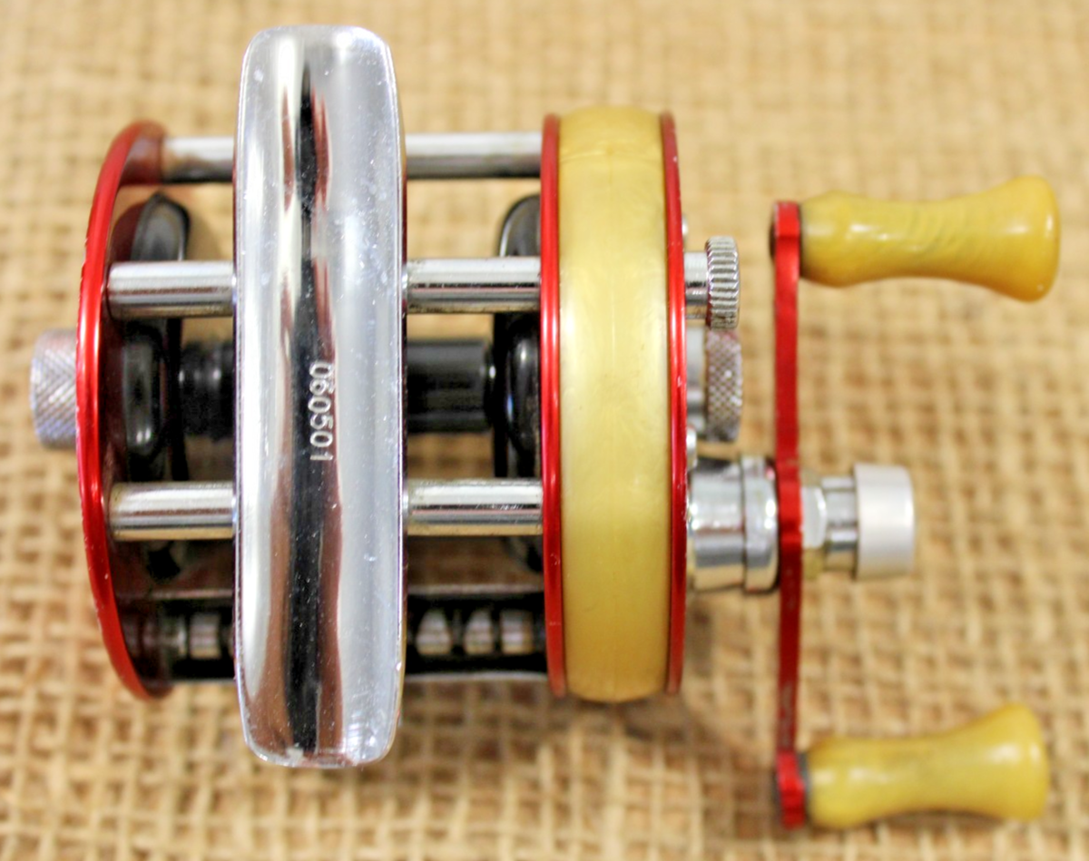 Abu Garcia Ambassadeur 1750 Level Wind Baitcasting Reel Fishing