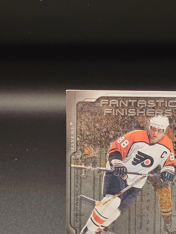 1999-00 Upper Deck Eric Lindros Fantastic Finishers Quantum SILVER /100 - Image 2 of 4